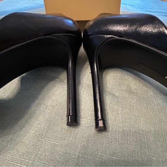 Zara Black Pointed Toe Heels - Picture 9 of 16